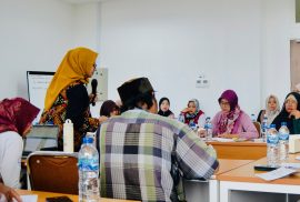 Program Studi Bahasa Inggris Sekolah Vokasi UGM mengadakan sesi kedua pengabdian masyarakat bersama HIPPI Kulon Progo.