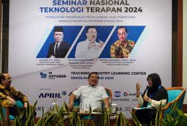 dimoderatori oleh Dr. Silvi Nur Oktalina membahas transformasi pendidikan vokasi di era industri 4.0 dan 5.0 serta strategi pengembangan vokasi yang holistik dan sesuai kebutuhan industri, dengan paparan dari Dr. Muhammad Aditya Warman dan Ali Ridho Barakbah.