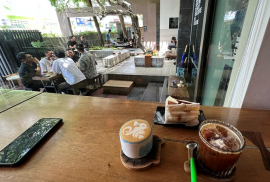 Tim peneliti dari Sekolah Vokasi Universitas Gadjah Mada (UGM) melakukan analisis mendalam terhadap ulasan Google untuk sepuluh kedai kopi lokal di Yogyakarta