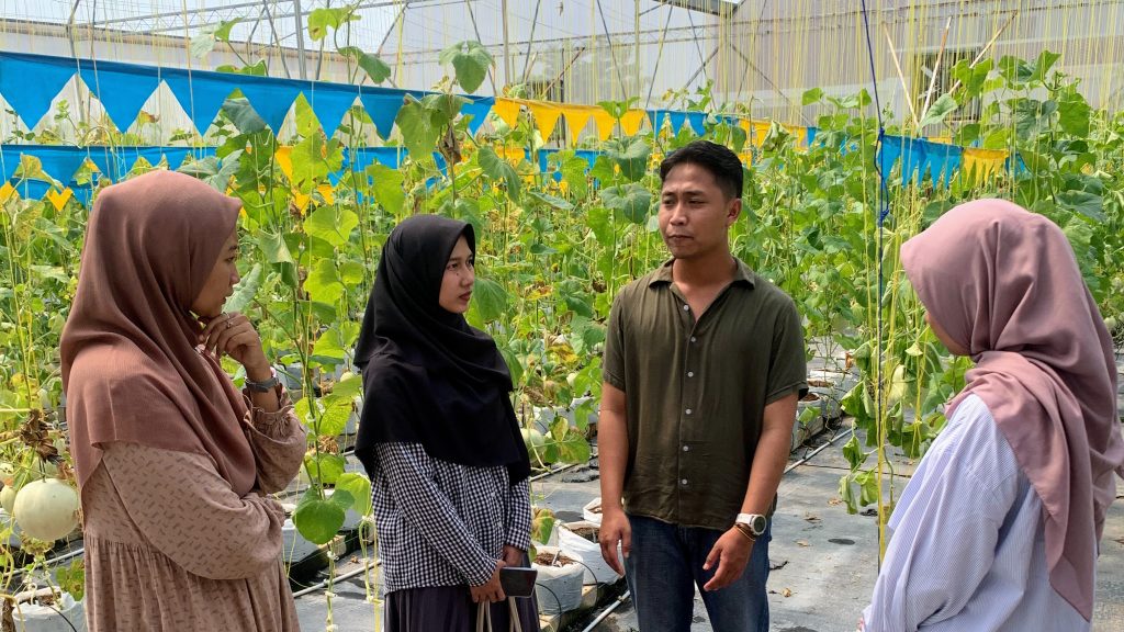 kunjungan dari tim Pusat Inovasi Agroteknologi (PIAT) UGM