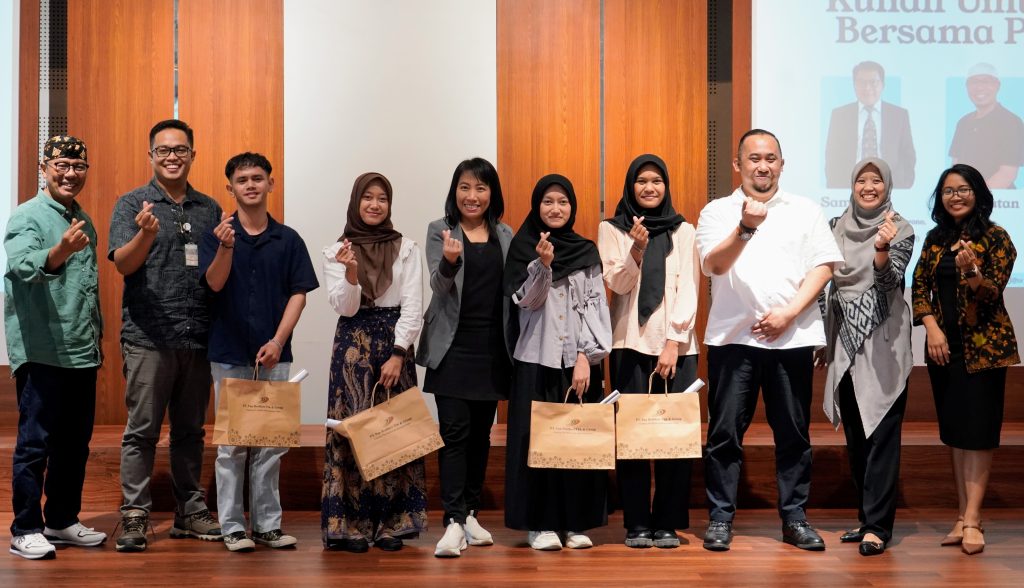 Acara ini menjadi bagian dari rangkaian pembekalan bagi calon wisudawan sebelum memasuki dunia kerja, serta memperkuat kolaborasi antara dunia pendidikan dan industri.
