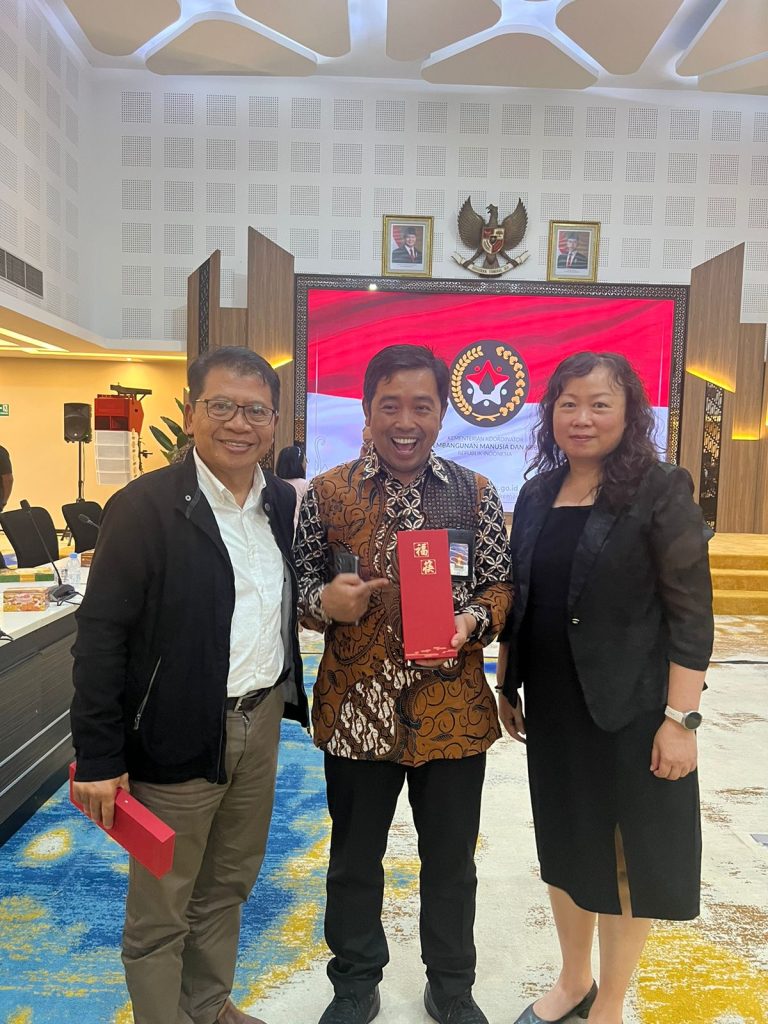 Rapat ini bertujuan memperkuat sinergi antara dunia usaha dan dunia industri (DUDIKA), perguruan tinggi, serta pemerintah dalam mendukung pembangunan sumber daya manusia (SDM) nasional.
