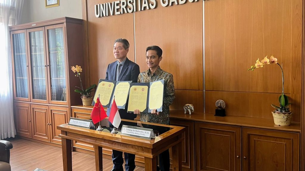 Penandatanganan Nota Kesepahaman (MoU) antara Universitas Gadjah Mada (UGM) dan Jiangsu University of Technology (JSUT)