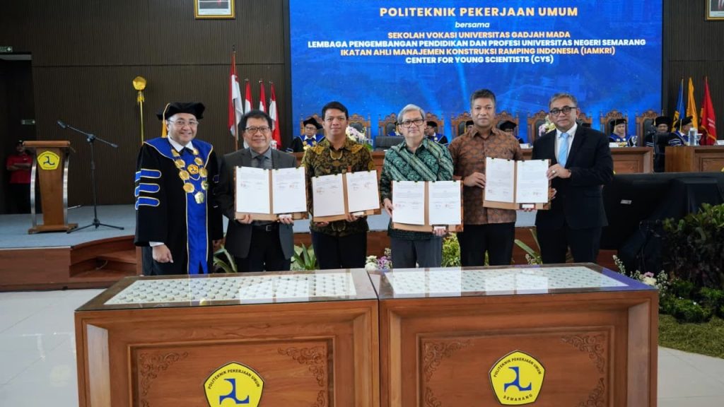 SV UGM dan Politeknik PU Semarang menandatangani Nota Kesepahaman (MoU) kerja sama yang mencakup beberapa bidang strategis