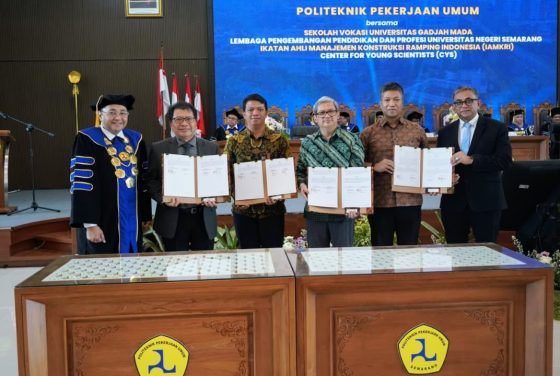 SV UGM dan Politeknik PU Semarang menandatangani Nota Kesepahaman (MoU) kerja sama yang mencakup beberapa bidang strategis