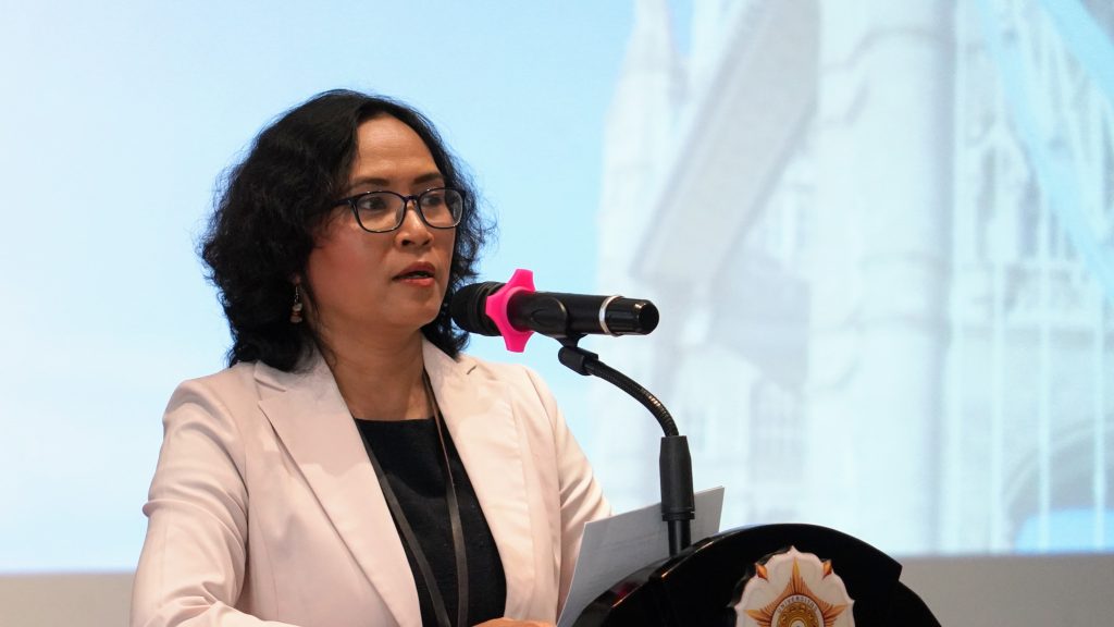 Direktur Kemitraan dan Relasi Global Universitas Gadjah Mada, Prof. Dr. Puji Astuti, S.Si., M.Sc., Apt.,