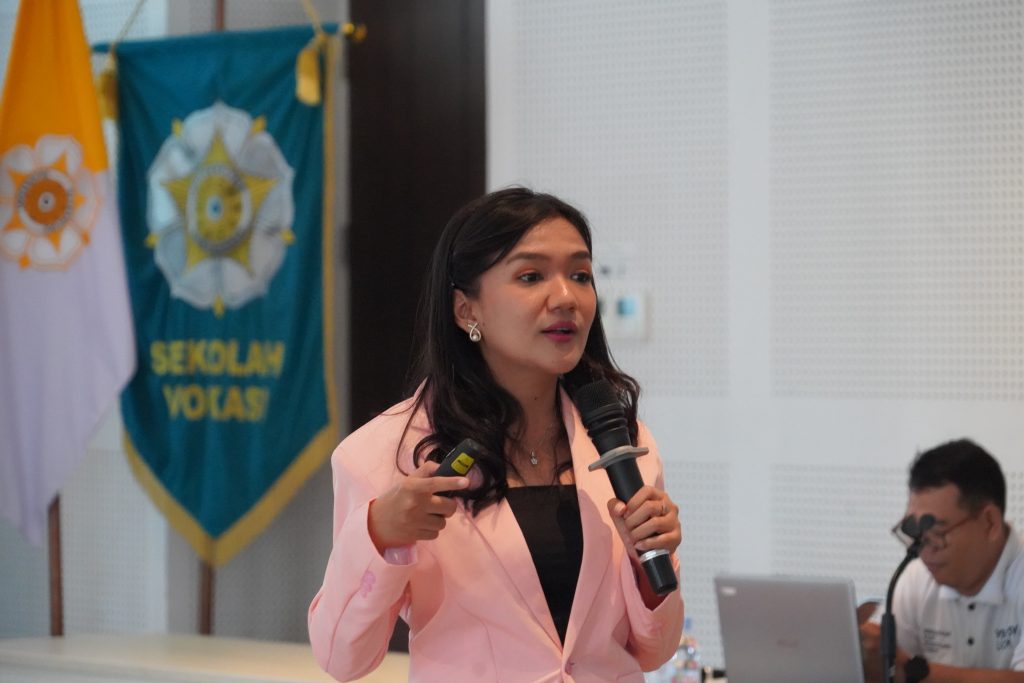 Auriga Agustina (News Reporter SCTV)