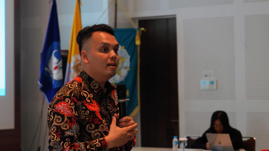 Robinson Fernando Barasa menjelaskan bahwa career readiness