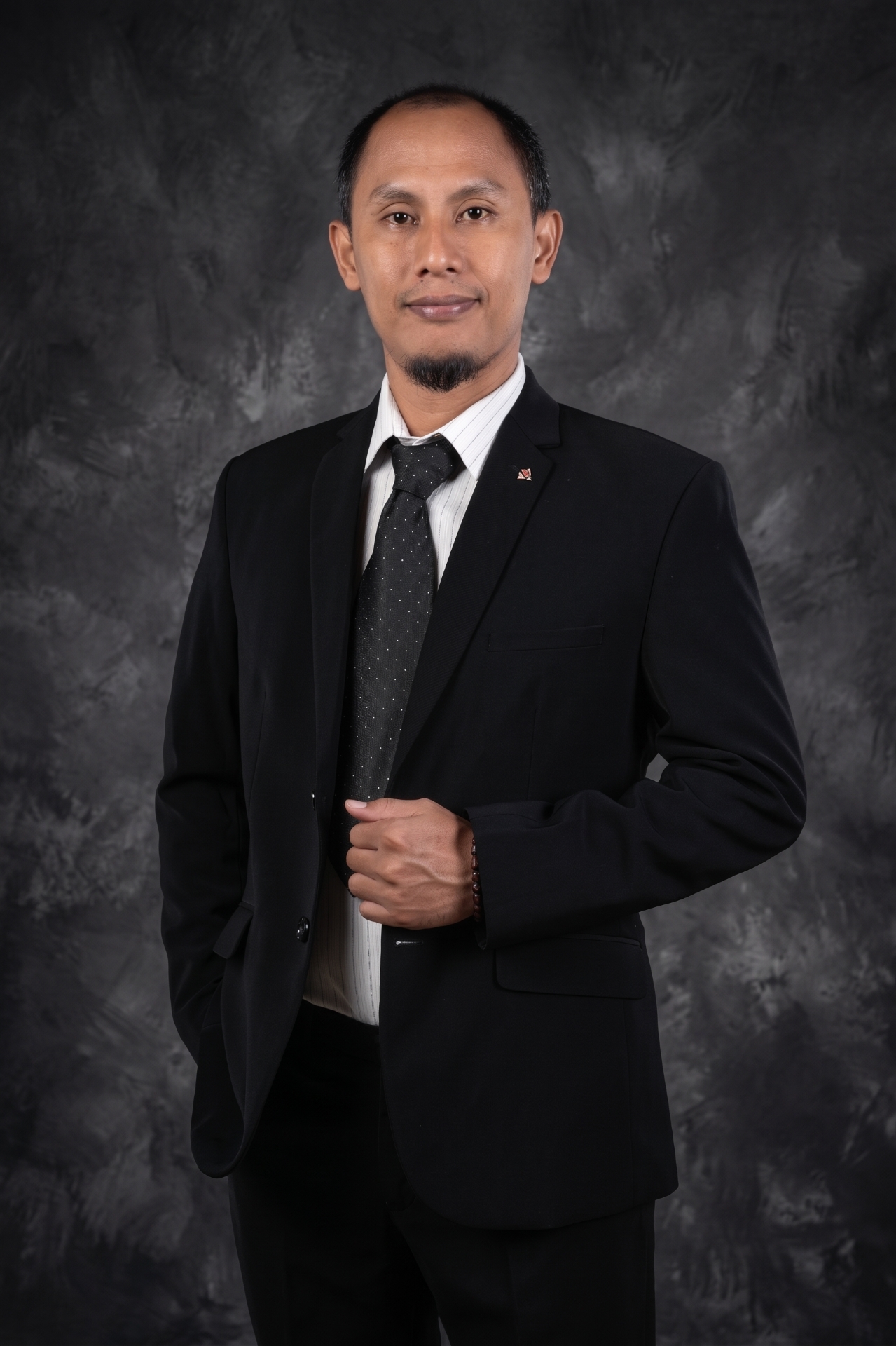 Ketua Komisi 2
